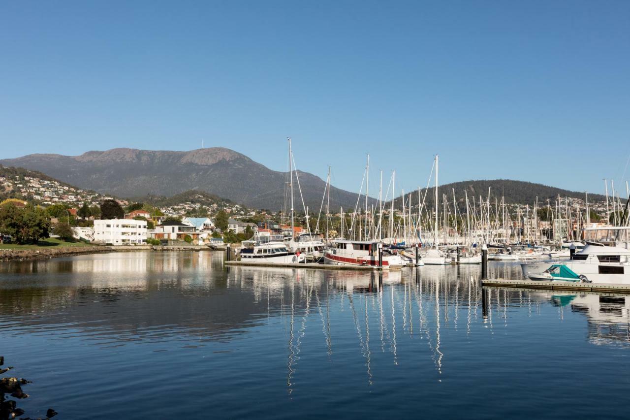 Hotel Wrest Point Hobart Exterior foto