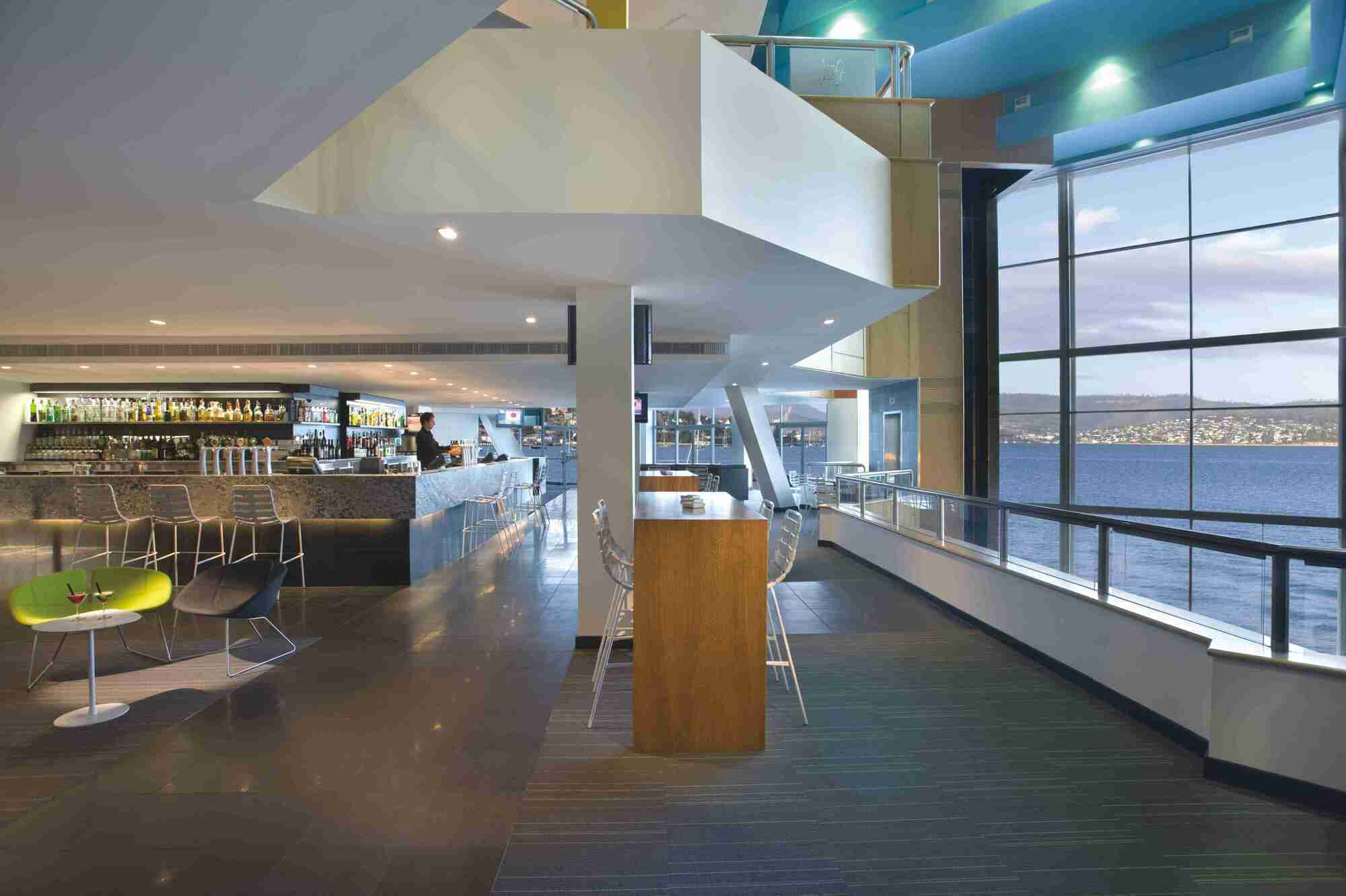 Hotel Wrest Point Hobart Exterior foto